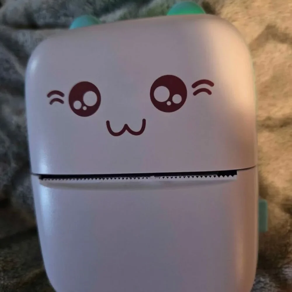 Luqeeg Inkless Label Printer, Portable Mini Thermal Printer - Picture 7 of 7